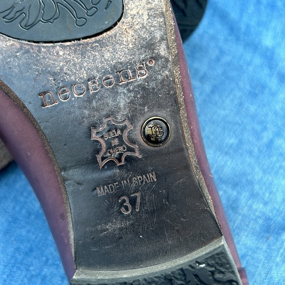 Neosens Slip On Loafer W 6.5 Purple Leather Women's Size 6.5 EU 37 Made in Spain - Picture 10 of 12